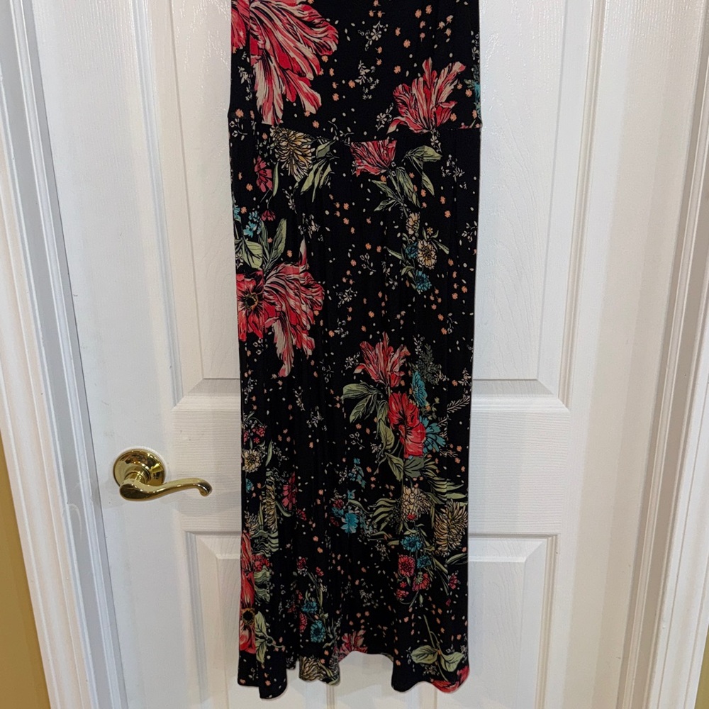 24/7 Maurices Floral Sleeveless Dress - Picture 3 of 13